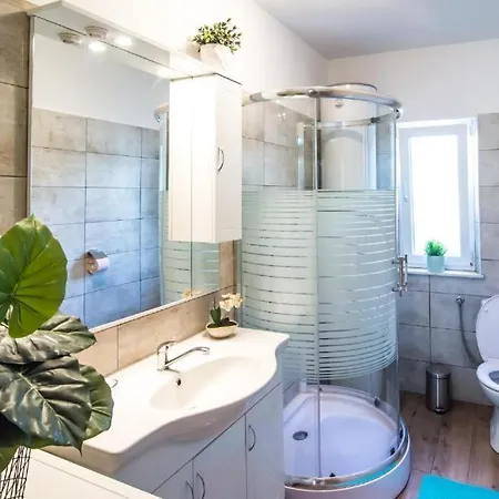 House Gaby With Pool Semesterbostad Labin (Dalmatia)